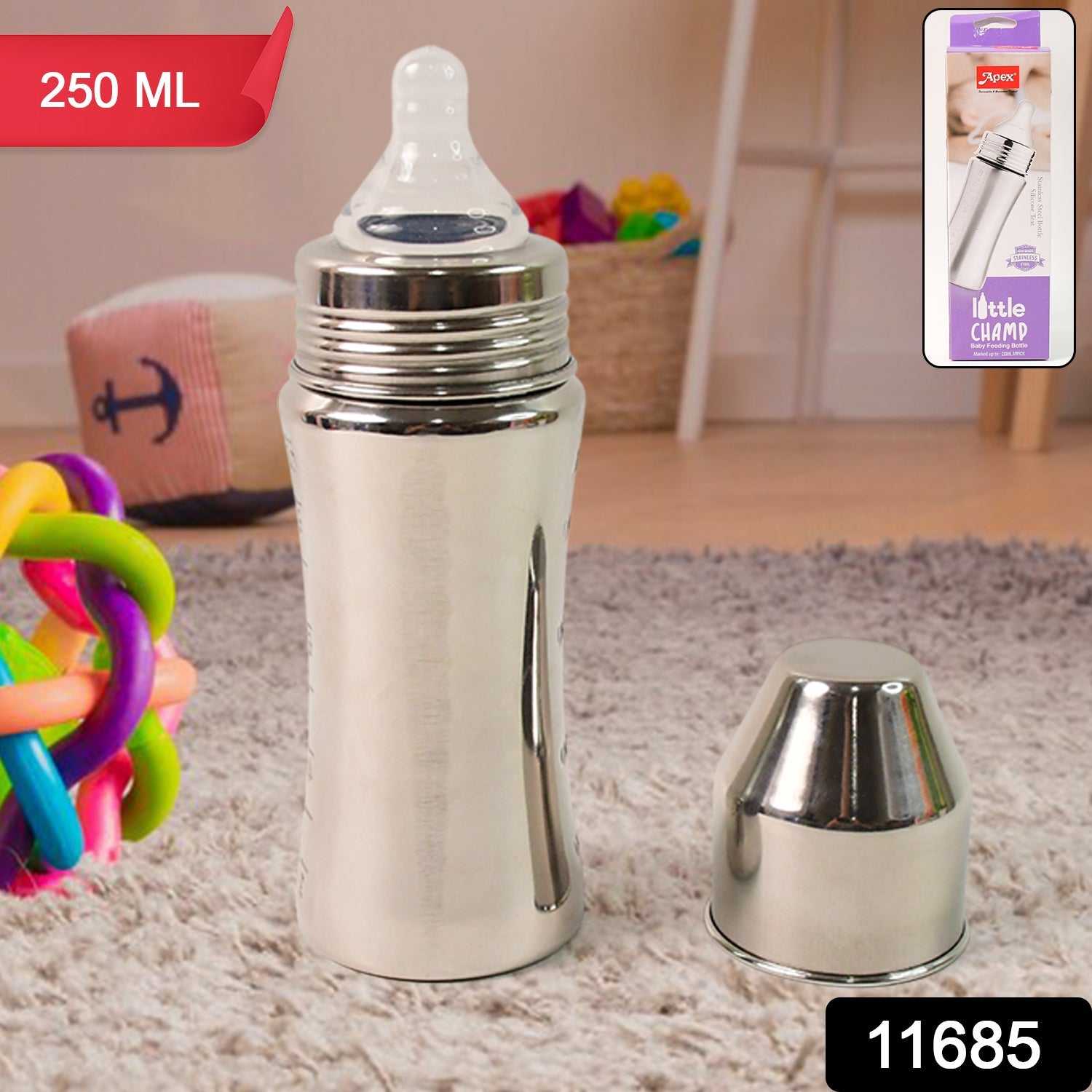 Little baby feeding hero bottle